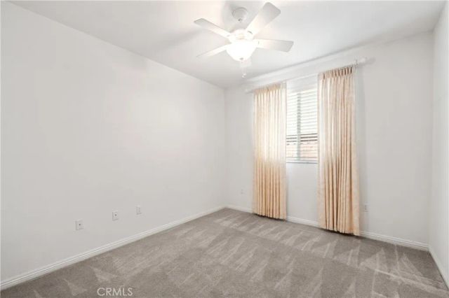 570 Olazabal Dr, Hemet, CA 92545