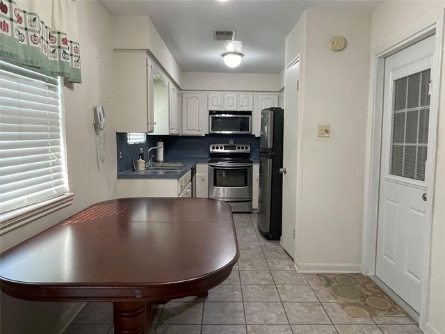 1733 Brumbelow Street, Rosenberg, TX 77471