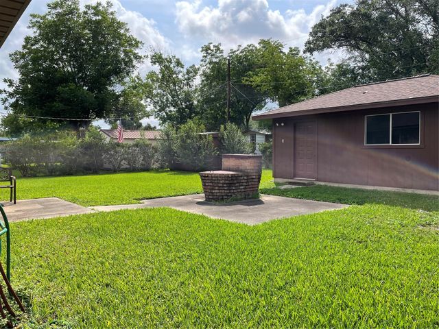 1733 Brumbelow Street, Rosenberg, TX 77471
