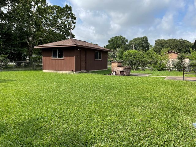 1733 Brumbelow Street, Rosenberg, TX 77471