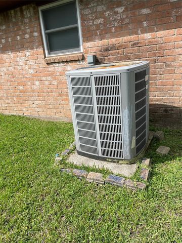 1733 Brumbelow Street, Rosenberg, TX 77471