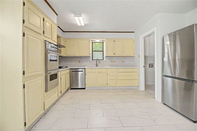 1612 Treehouse Trail, College Station, TX 77845