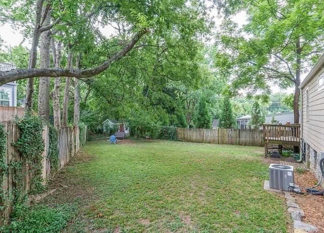 2725 Sharondale Ct, Nashville, TN 37215