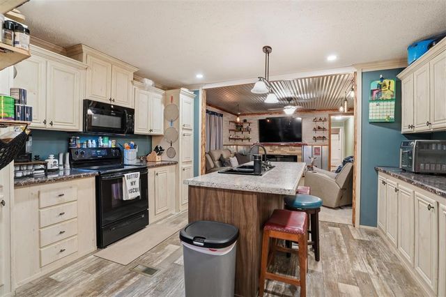 16348 Willie Road, Iowa, LA 70647
