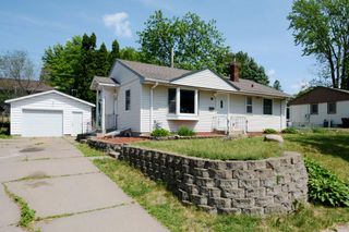 2083 Orange Avenue E, Saint Paul, MN 55119
