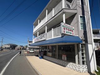 6 Ashworth Avenue C1, Hampton, NH 03842