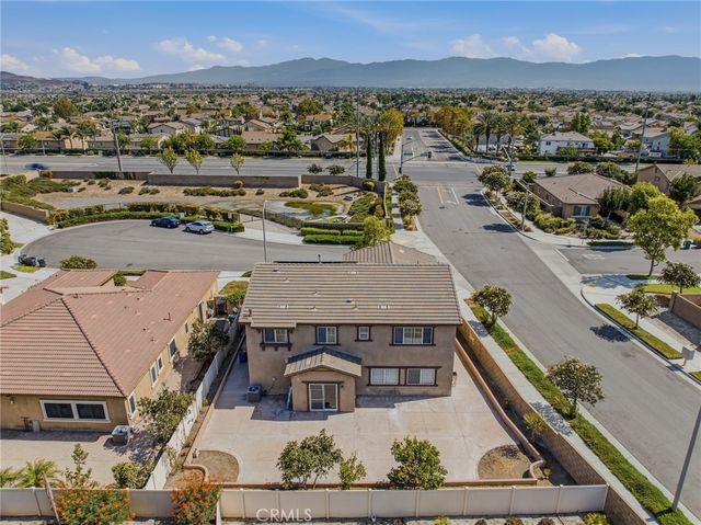 13998 Agate Court, Eastvale, CA 92880