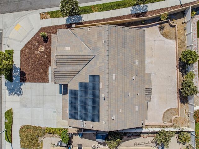 13998 Agate Court, Eastvale, CA 92880