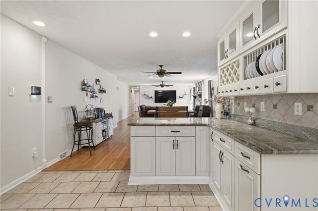 107 Oxford Rd, Hopewell, VA 23860