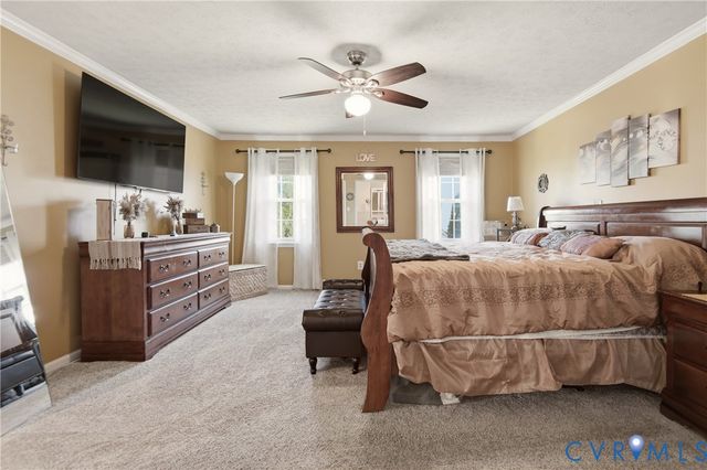 107 Oxford Rd, Hopewell, VA 23860