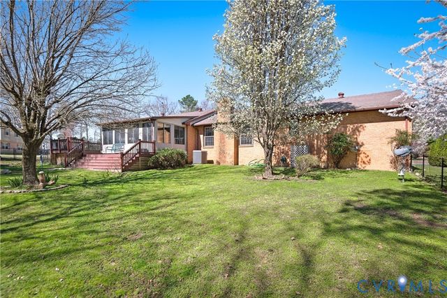 107 Oxford Rd, Hopewell, VA 23860