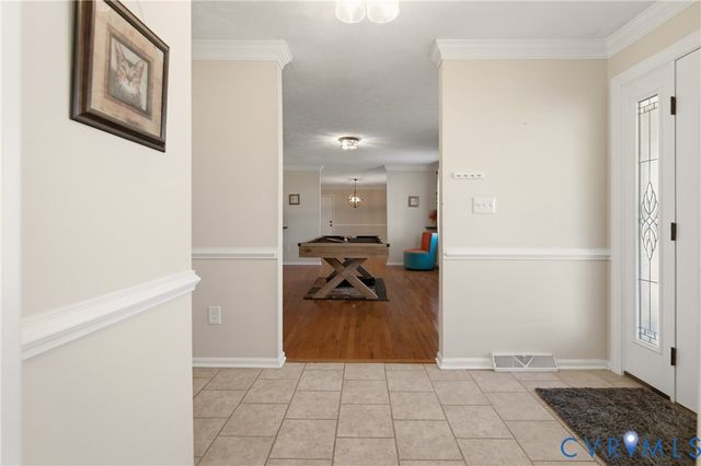 107 Oxford Rd, Hopewell, VA 23860