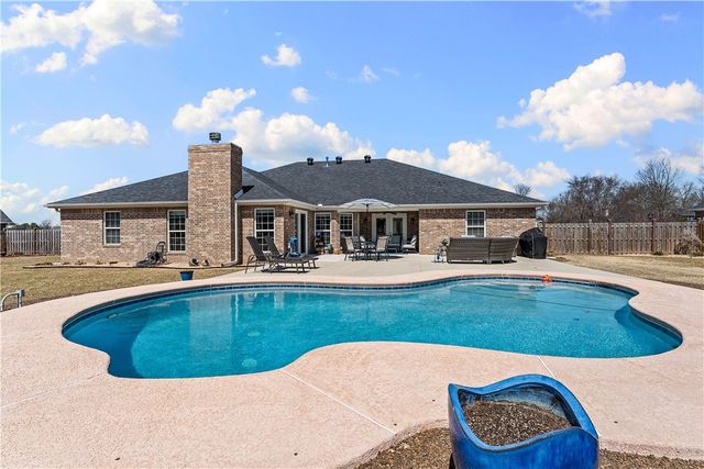 2406 Marylane Drive, Rogers, AR 72756