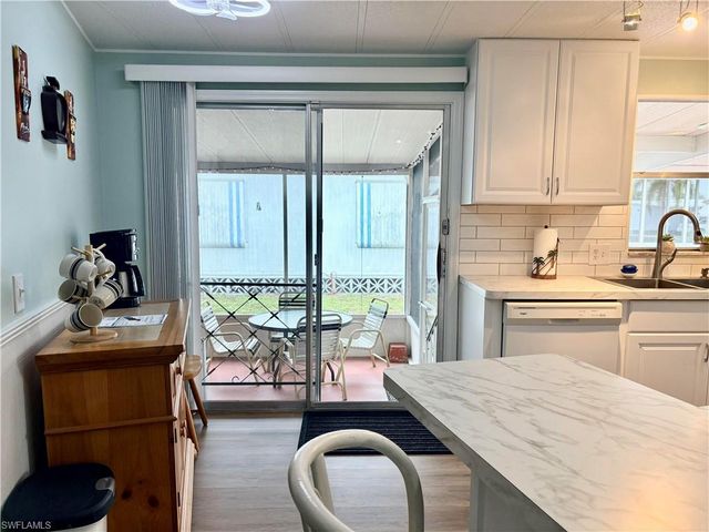 2785 Wedgewood DR, North Fort Myers, FL 33917