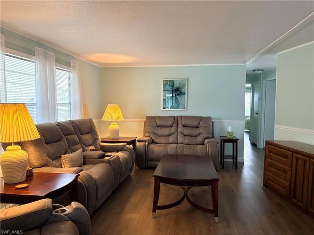 2785 Wedgewood DR, North Fort Myers, FL 33917