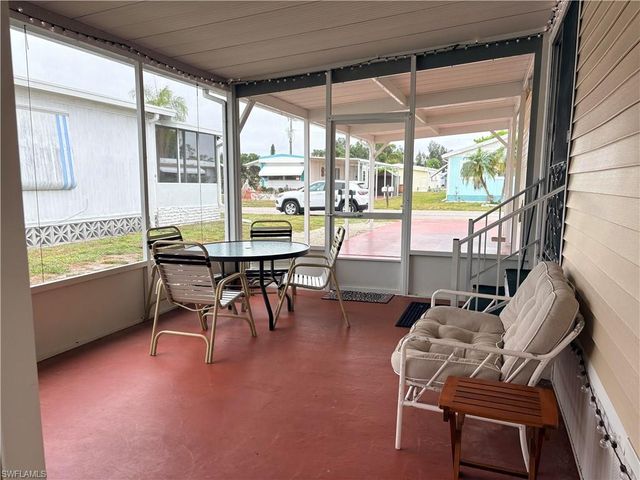 2785 Wedgewood DR, North Fort Myers, FL 33917