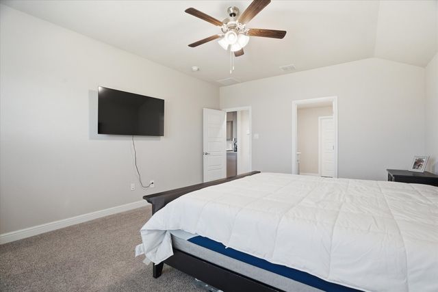 4028 Cornerstone Circle, Granbury, TX 76048