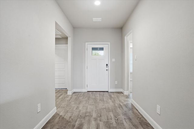 4028 Cornerstone Circle, Granbury, TX 76048