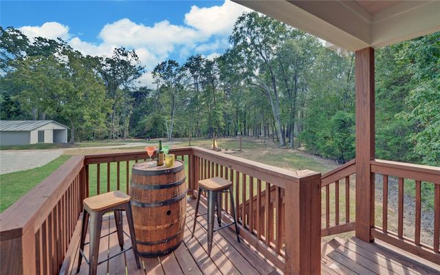 398 Hidden Point, Hartwell, GA 30643