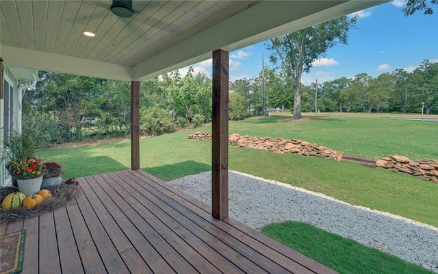 398 Hidden Point, Hartwell, GA 30643