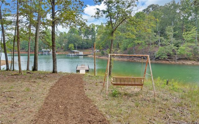 398 Hidden Point, Hartwell, GA 30643