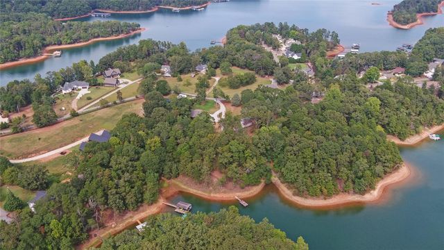 398 Hidden Point, Hartwell, GA 30643