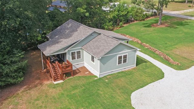 398 Hidden Point, Hartwell, GA 30643