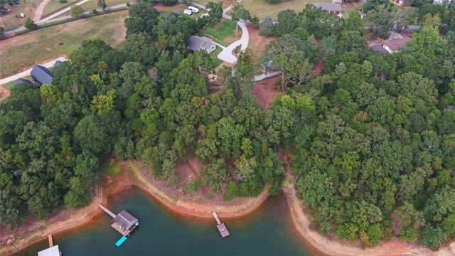398 Hidden Point, Hartwell, GA 30643