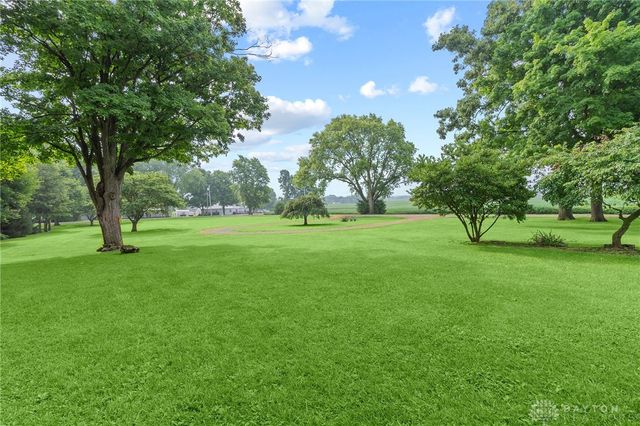 1152 Kennard Kingscreek Road, Urbana, OH 43078