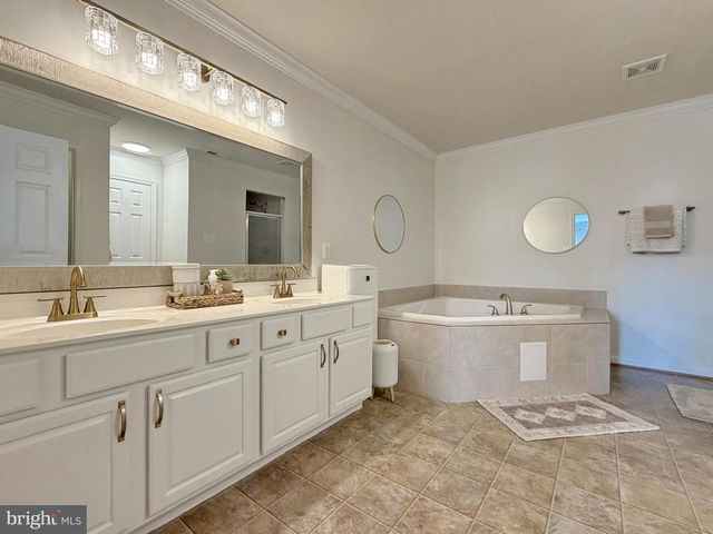 26185 T WOOD DR, Mechanicsville, MD 20659