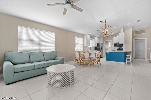 4167 Saint George LN, Naples, FL 34119