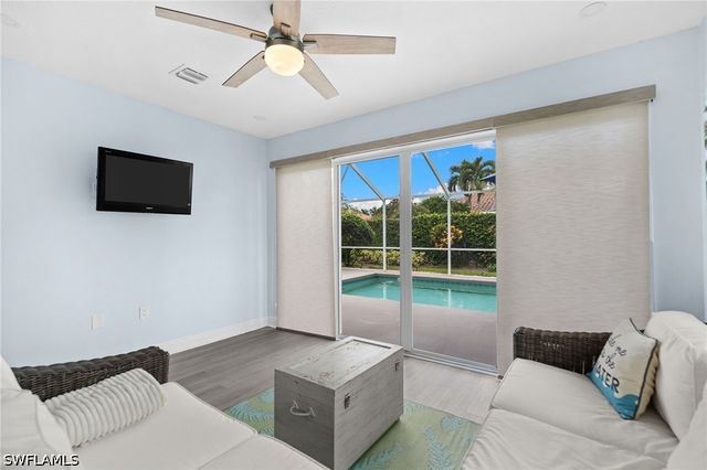 4167 Saint George LN, Naples, FL 34119