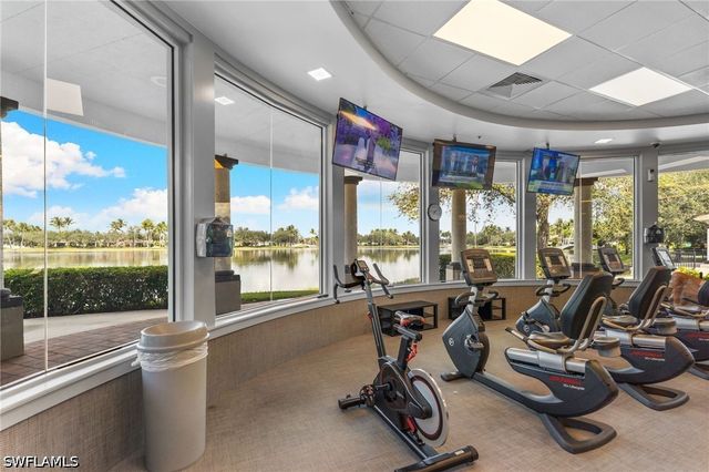4167 Saint George LN, Naples, FL 34119