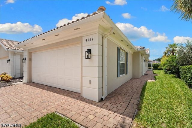 4167 Saint George LN, Naples, FL 34119
