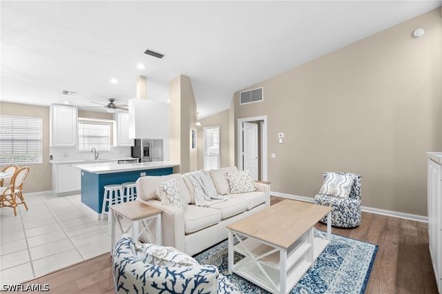 4167 Saint George LN, Naples, FL 34119