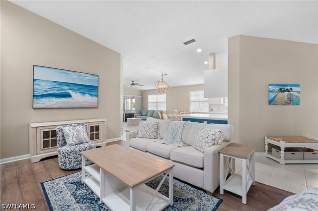 4167 Saint George LN, Naples, FL 34119