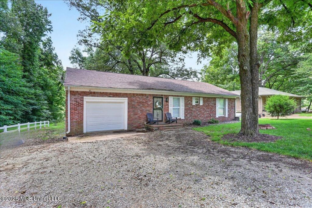 10641 Ben Lomond Cove, Hernando, MS 38632 — exterior