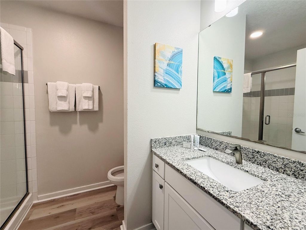 Image 14 of property listing at 4013 BREAKVIEW DRIVE A308, Orlando, FL 32819