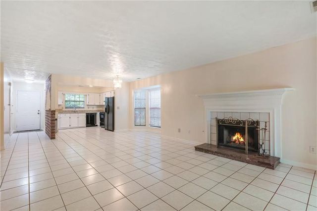 5000 Village Green Way, Alpharetta, GA 30009