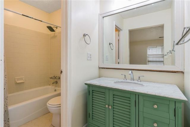 5000 Village Green Way, Alpharetta, GA 30009