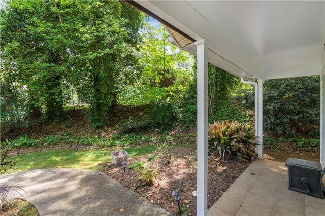 5000 Village Green Way, Alpharetta, GA 30009