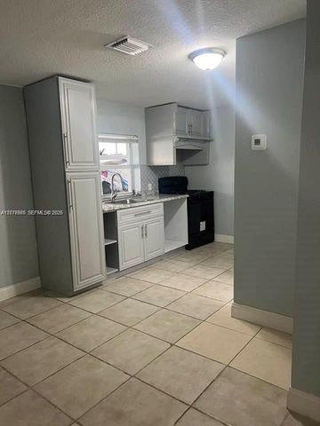 16025 SW 299th Ter 0, Homestead, FL 33033