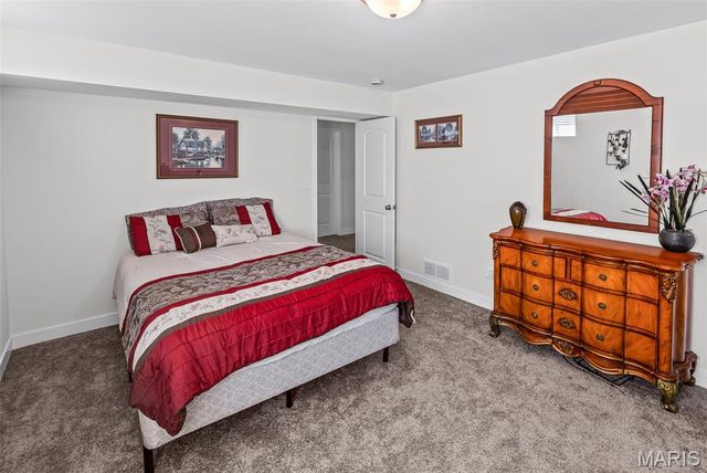 3938 Narrow Leaf Lane, Swansea, IL 62226