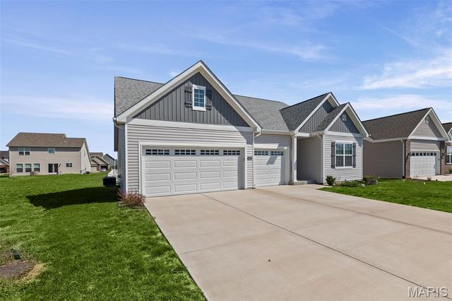3938 Narrow Leaf Lane, Swansea, IL 62226