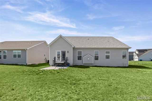 3938 Narrow Leaf Lane, Swansea, IL 62226