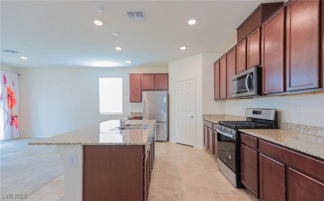 1624 Crisp Pear Court, Las Vegas, NV 89108