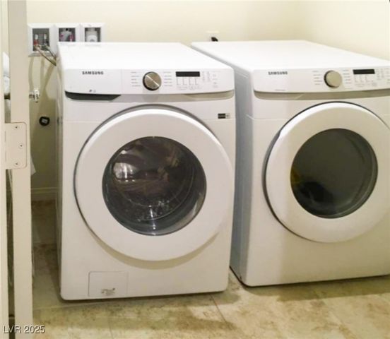 1624 Crisp Pear Court, Las Vegas, NV 89108