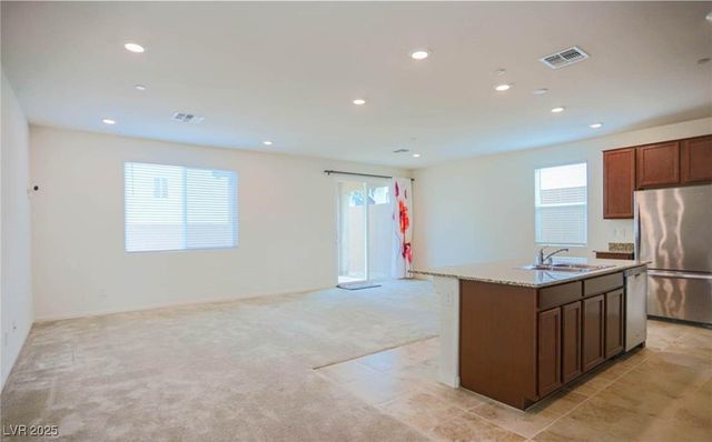 1624 Crisp Pear Court, Las Vegas, NV 89108