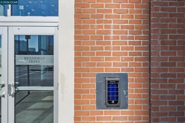 438 438 W Grand Ave 432, Oakland, CA 94612