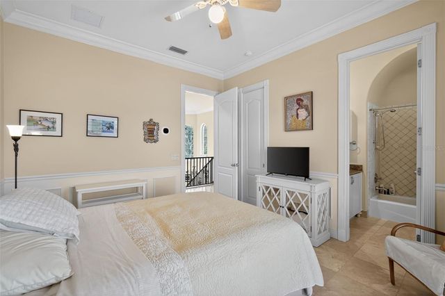 1444 HARBOR DRIVE, Sarasota, FL 34239